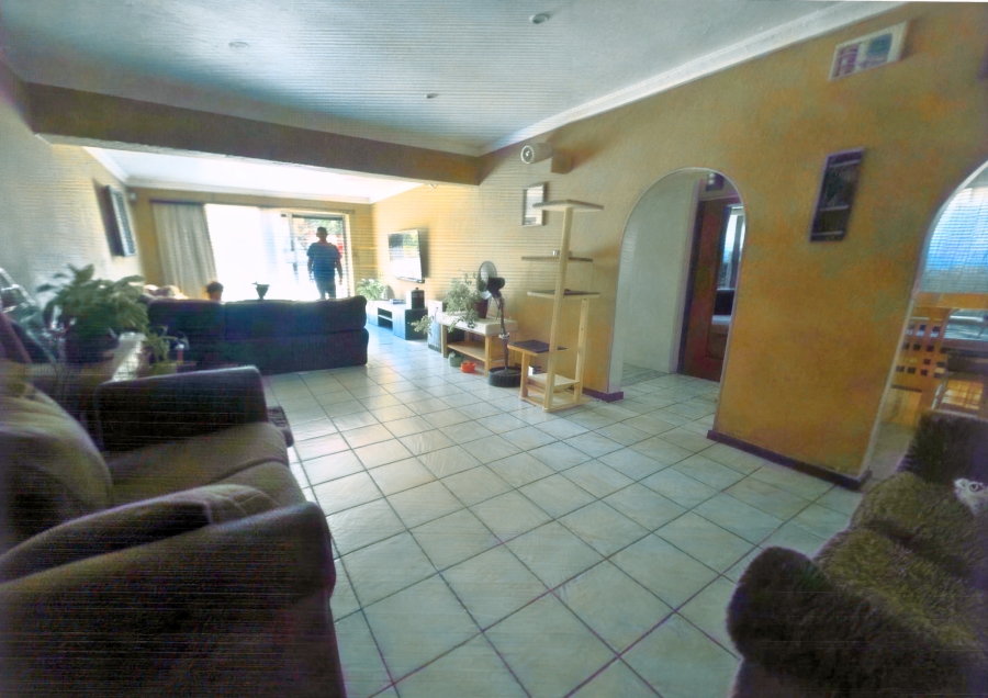 3 Bedroom Property for Sale in Brackenhurst Gauteng