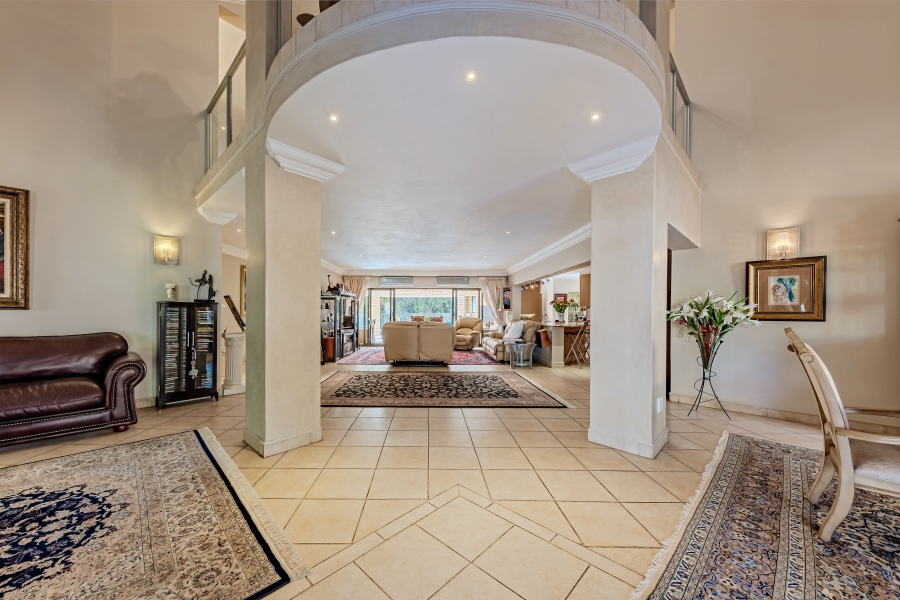 7 Bedroom Property for Sale in Featherbrooke Estate Gauteng