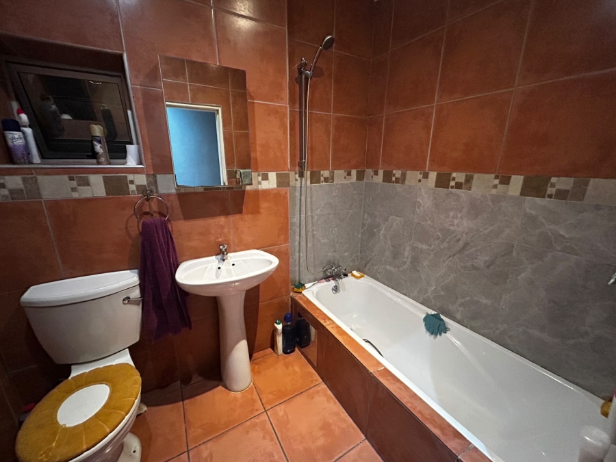 To Let 1 Bedroom Property for Rent in Villieria Gauteng
