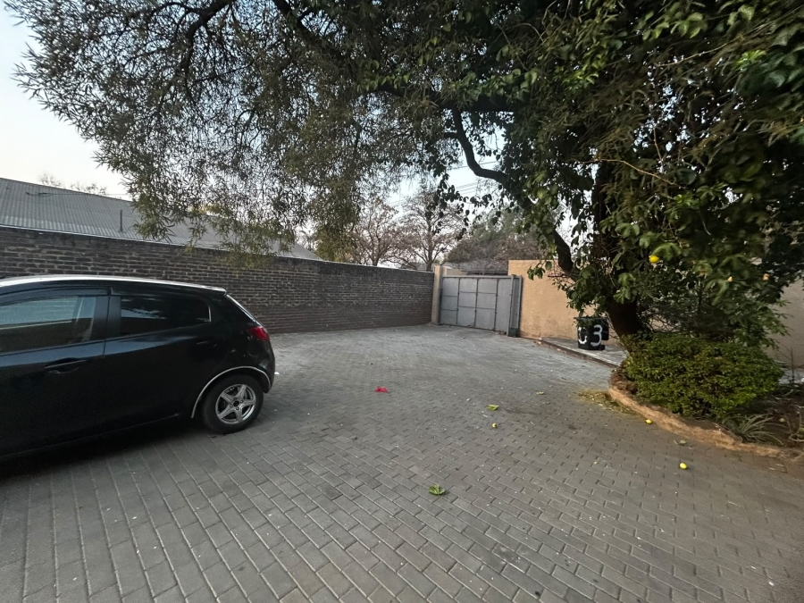 To Let 4 Bedroom Property for Rent in Villieria Gauteng