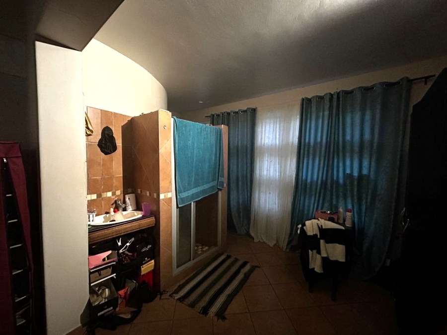 To Let 4 Bedroom Property for Rent in Villieria Gauteng