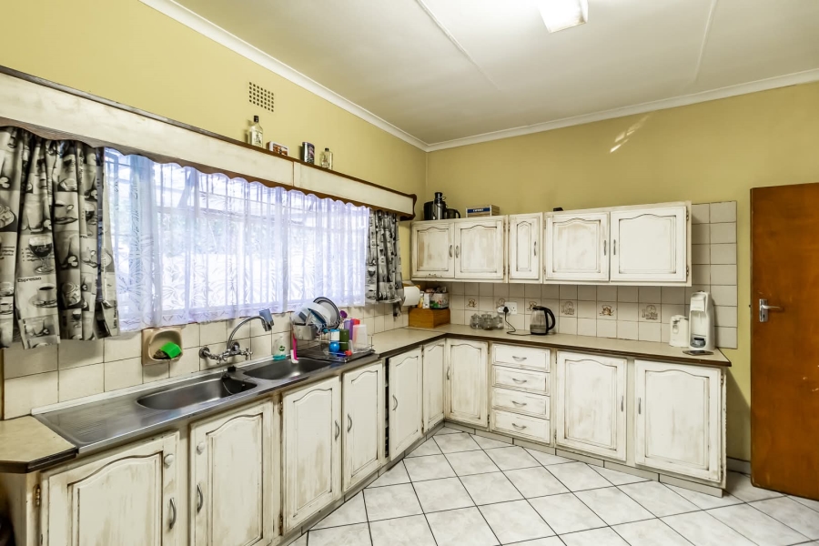 3 Bedroom Property for Sale in Kilner Park Gauteng