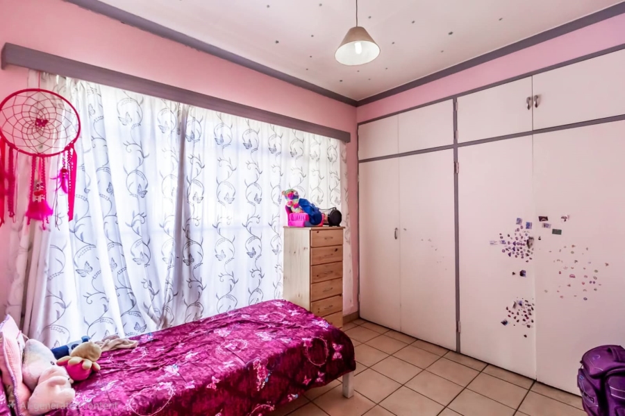 3 Bedroom Property for Sale in Kilner Park Gauteng