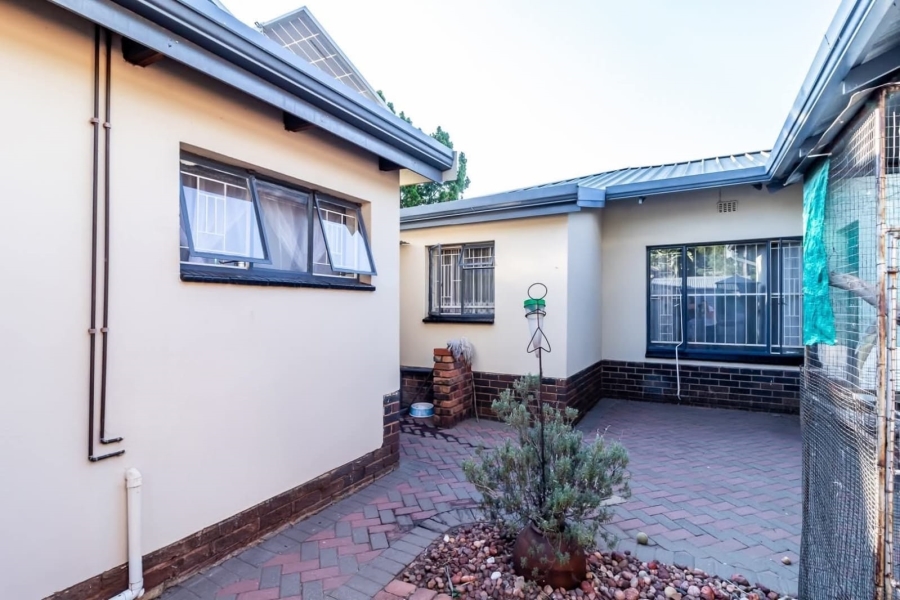 3 Bedroom Property for Sale in Kilner Park Gauteng