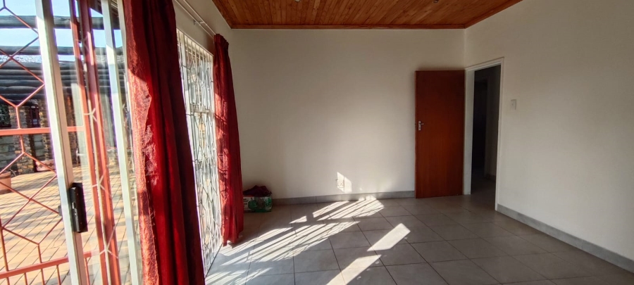 5 Bedroom Property for Sale in Carletonville Central Gauteng