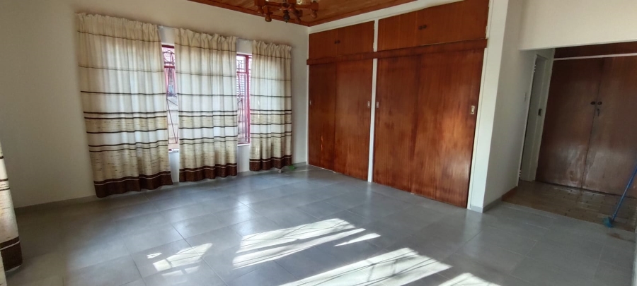 5 Bedroom Property for Sale in Carletonville Central Gauteng