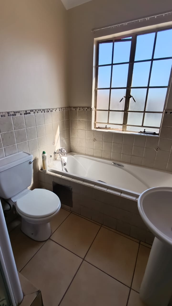 2 Bedroom Property for Sale in Castleview Gauteng