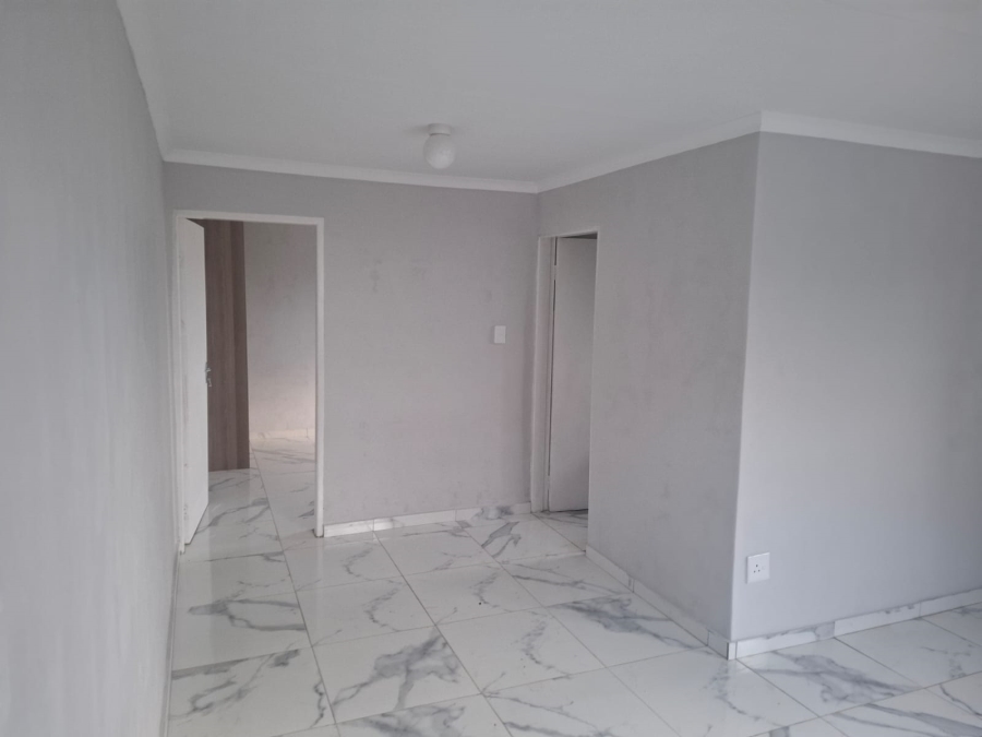 To Let 1 Bedroom Property for Rent in Croydon Gauteng