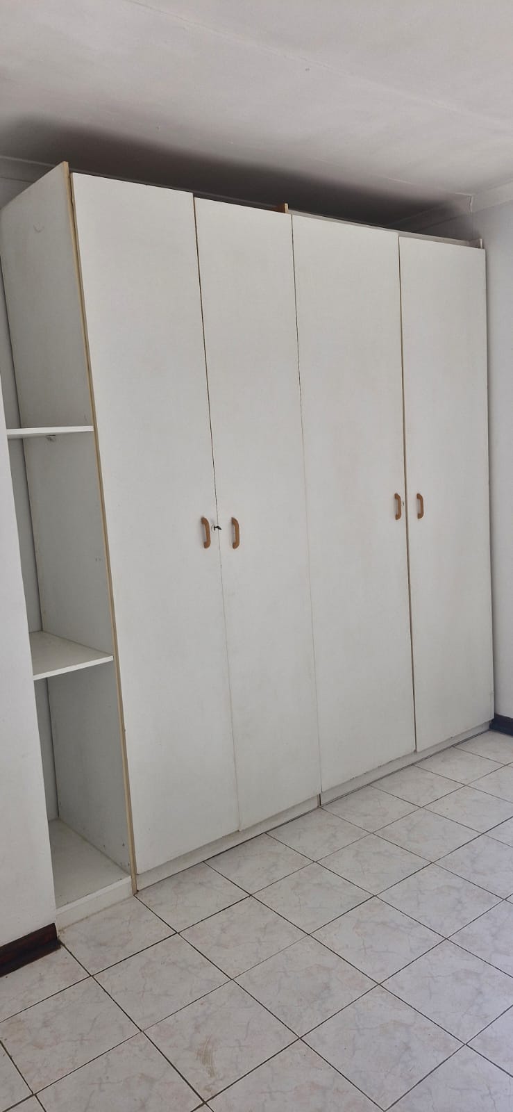 To Let 1 Bedroom Property for Rent in Suideroord Gauteng