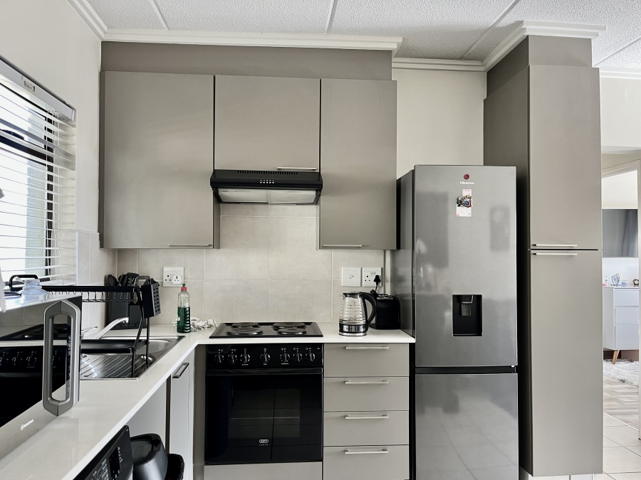 2 Bedroom Property for Sale in Beverley Gauteng