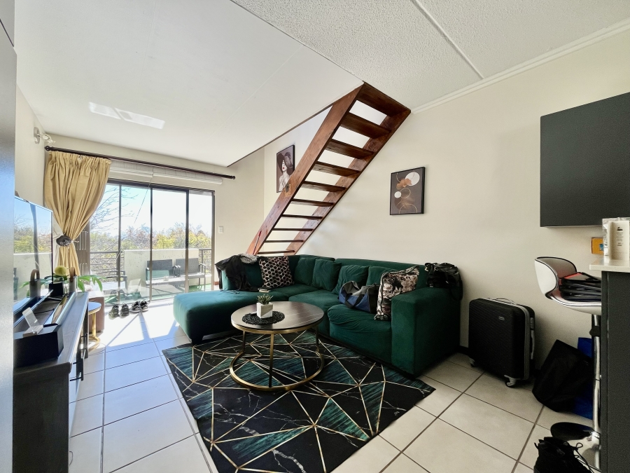 2 Bedroom Property for Sale in Beverley Gauteng