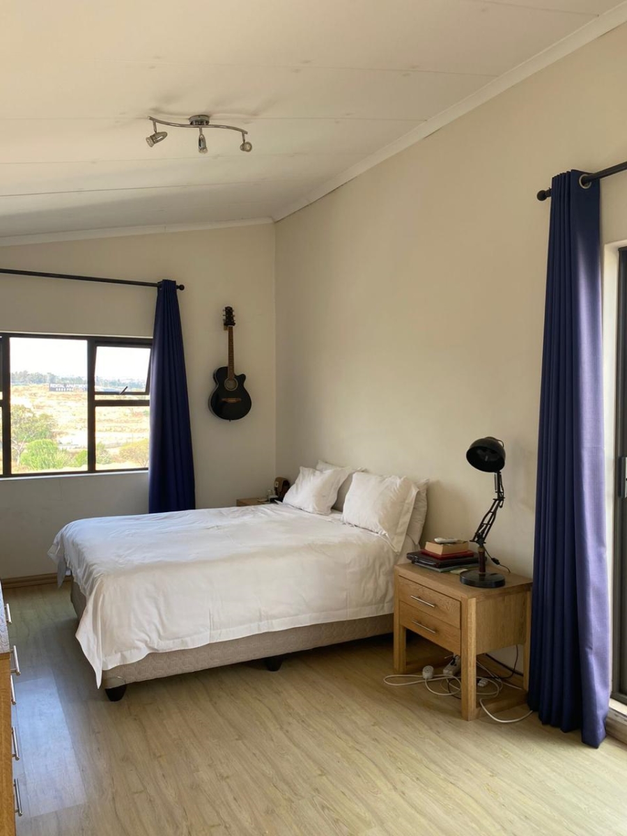3 Bedroom Property for Sale in Barbeque Downs Gauteng