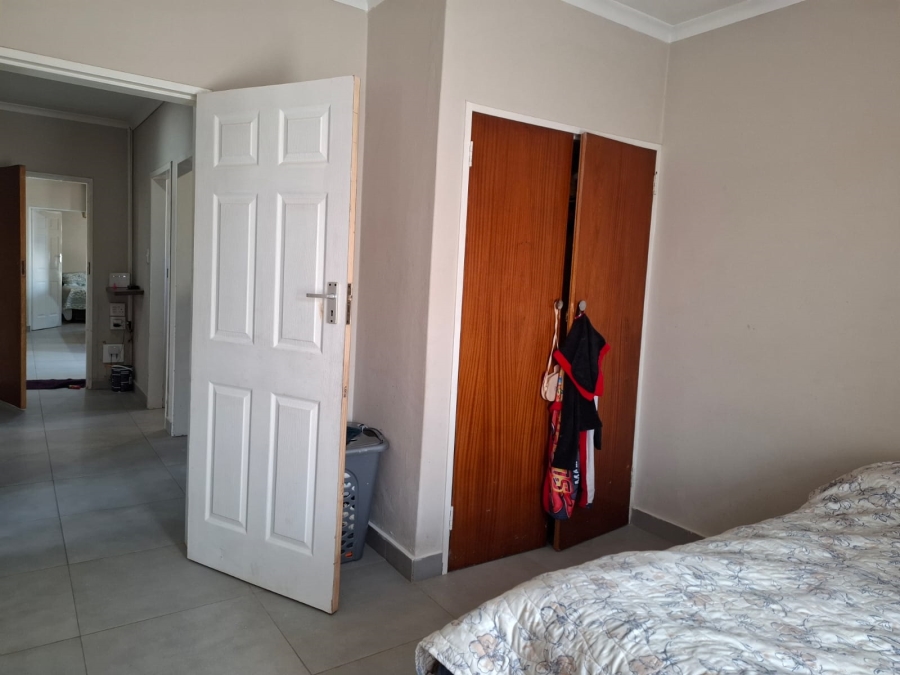 To Let 3 Bedroom Property for Rent in Marais Steyn Park Gauteng
