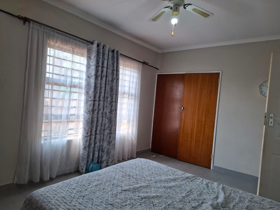 To Let 3 Bedroom Property for Rent in Marais Steyn Park Gauteng