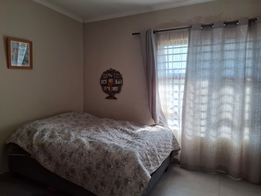 To Let 3 Bedroom Property for Rent in Marais Steyn Park Gauteng