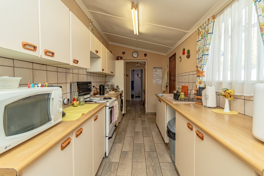 3 Bedroom Property for Sale in Edendale Gauteng