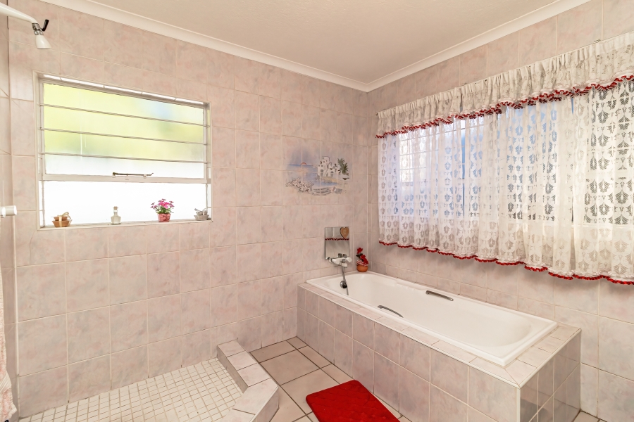 3 Bedroom Property for Sale in Edendale Gauteng