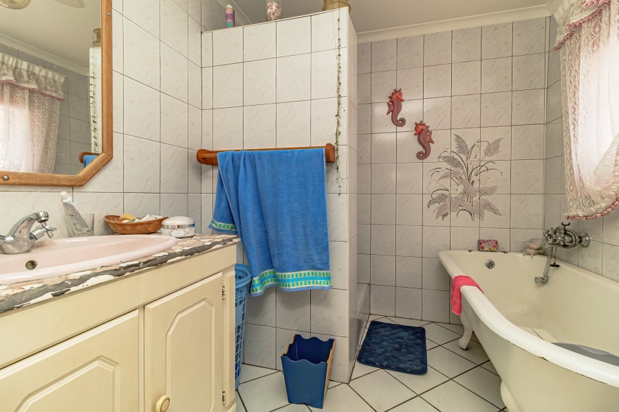 3 Bedroom Property for Sale in Edendale Gauteng
