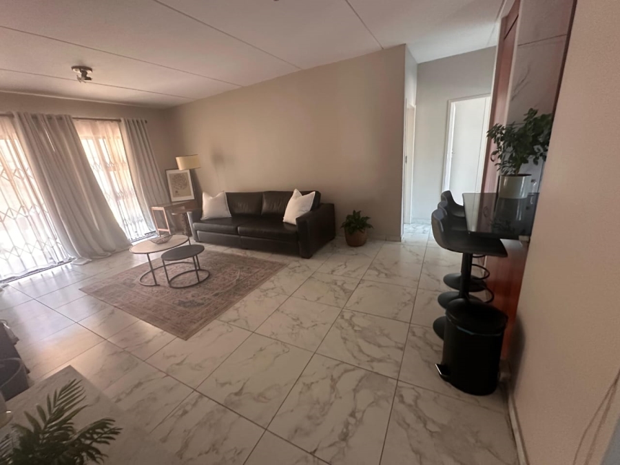 2 Bedroom Property for Sale in Sonneveld Gauteng