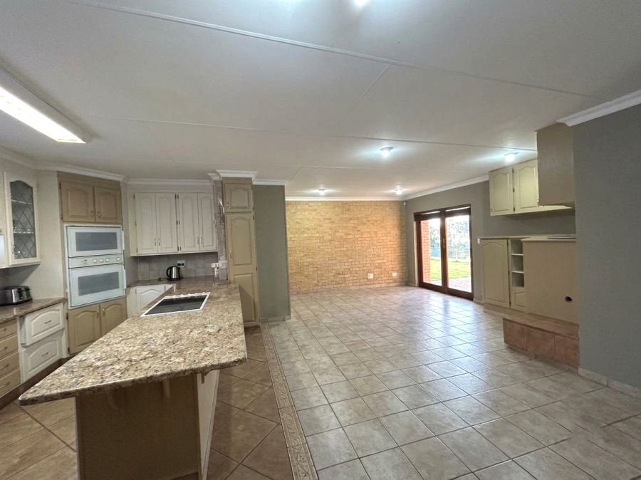 4 Bedroom Property for Sale in Vanderbijlpark SW 5 Gauteng