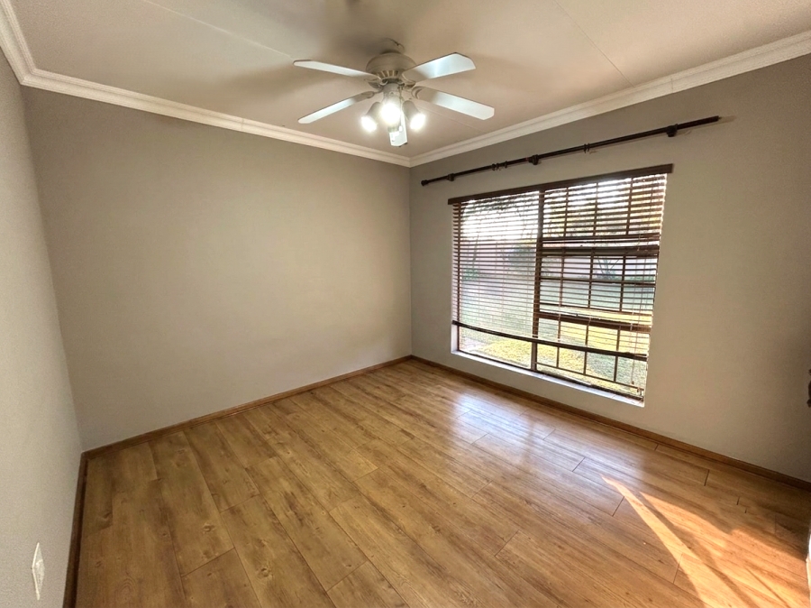 4 Bedroom Property for Sale in Vanderbijlpark SW 5 Gauteng
