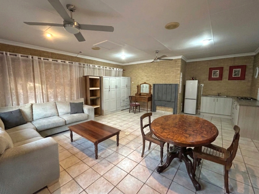 4 Bedroom Property for Sale in Vanderbijlpark SW 5 Gauteng
