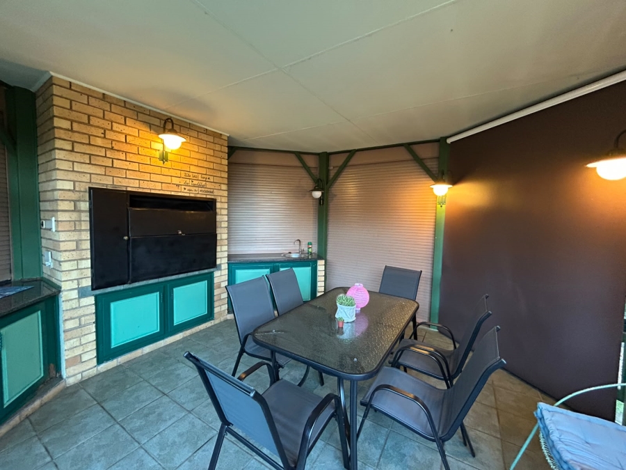 4 Bedroom Property for Sale in Vanderbijlpark SW 5 Gauteng