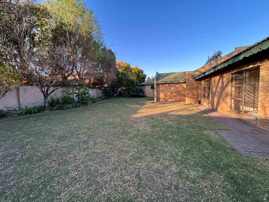 4 Bedroom Property for Sale in Vanderbijlpark SW 5 Gauteng