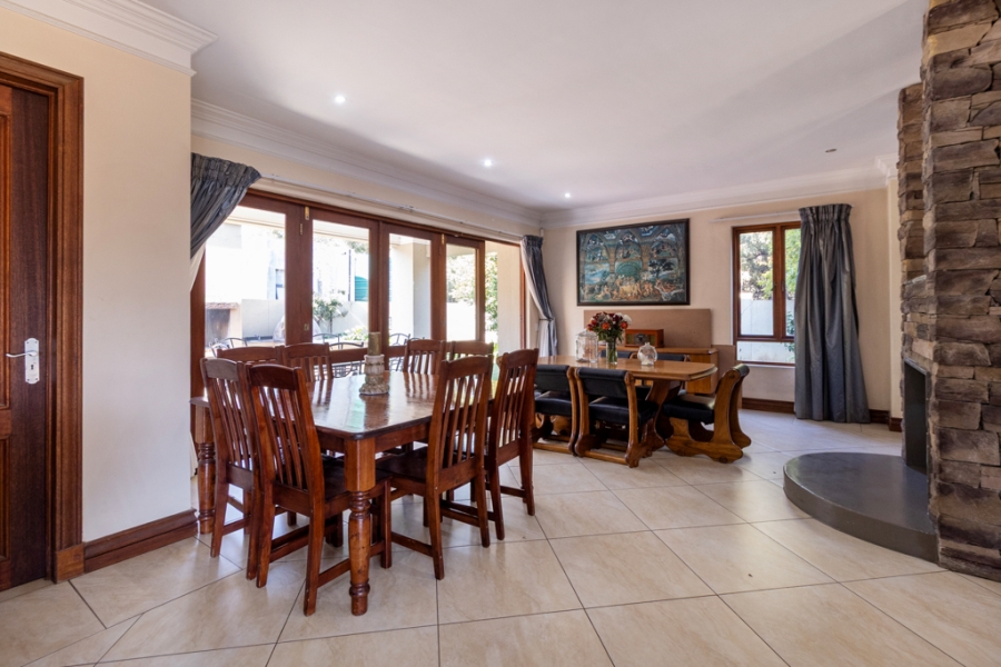6 Bedroom Property for Sale in Sable Hills Gauteng