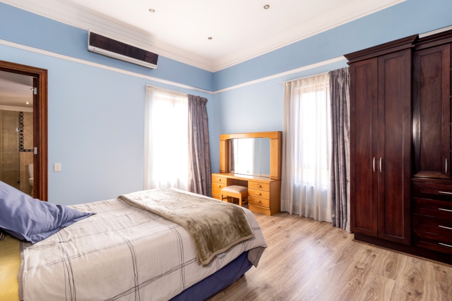 6 Bedroom Property for Sale in Sable Hills Gauteng
