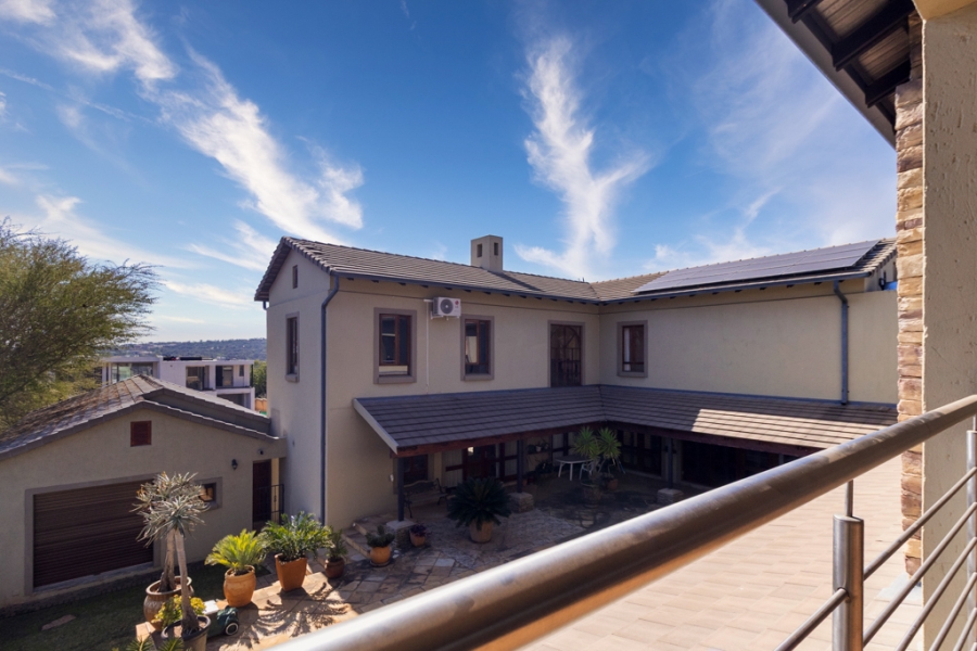 6 Bedroom Property for Sale in Sable Hills Gauteng