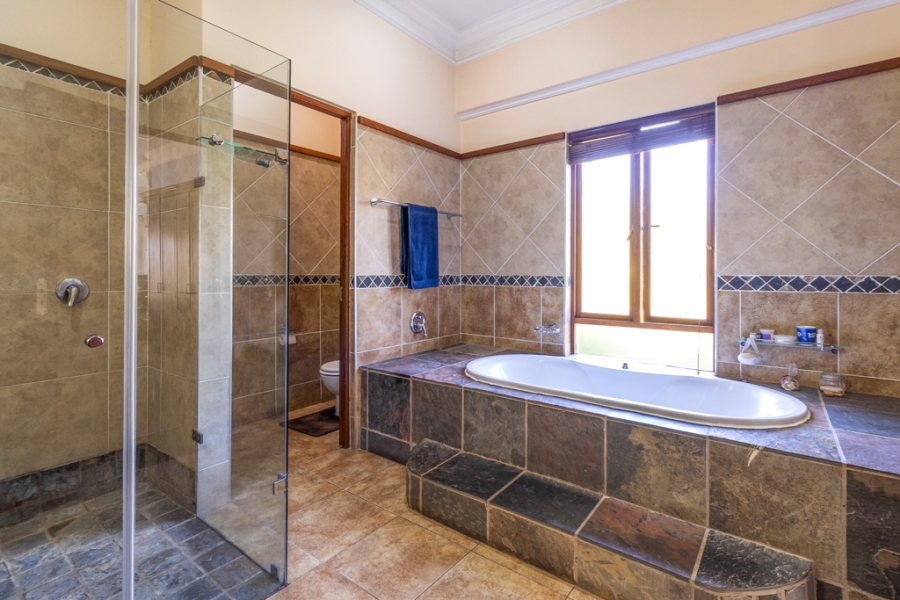 6 Bedroom Property for Sale in Sable Hills Gauteng