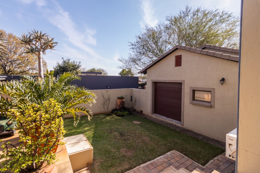 6 Bedroom Property for Sale in Sable Hills Gauteng