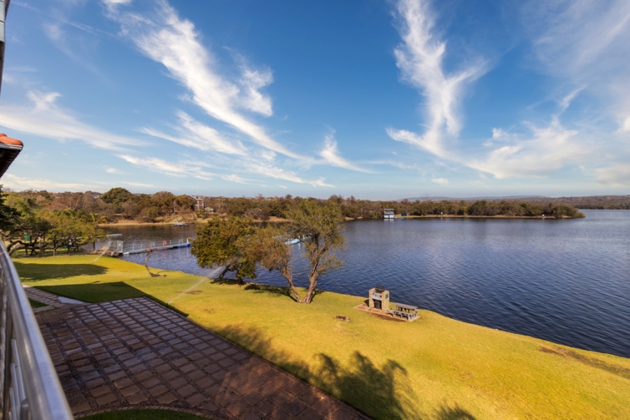 6 Bedroom Property for Sale in Sable Hills Gauteng