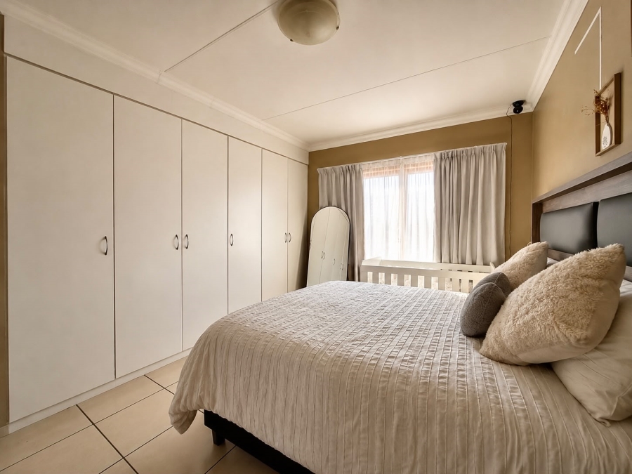 3 Bedroom Property for Sale in Monavoni Gauteng