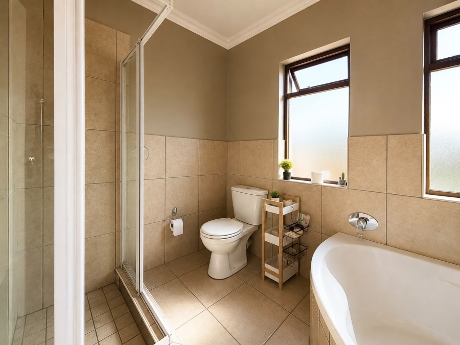 3 Bedroom Property for Sale in Monavoni Gauteng