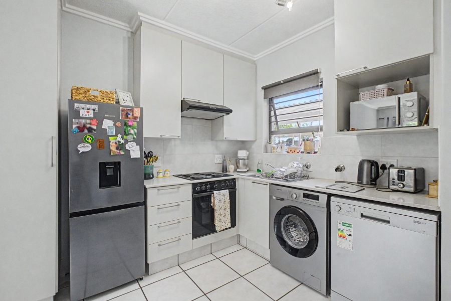 1 Bedroom Property for Sale in Douglasdale Gauteng