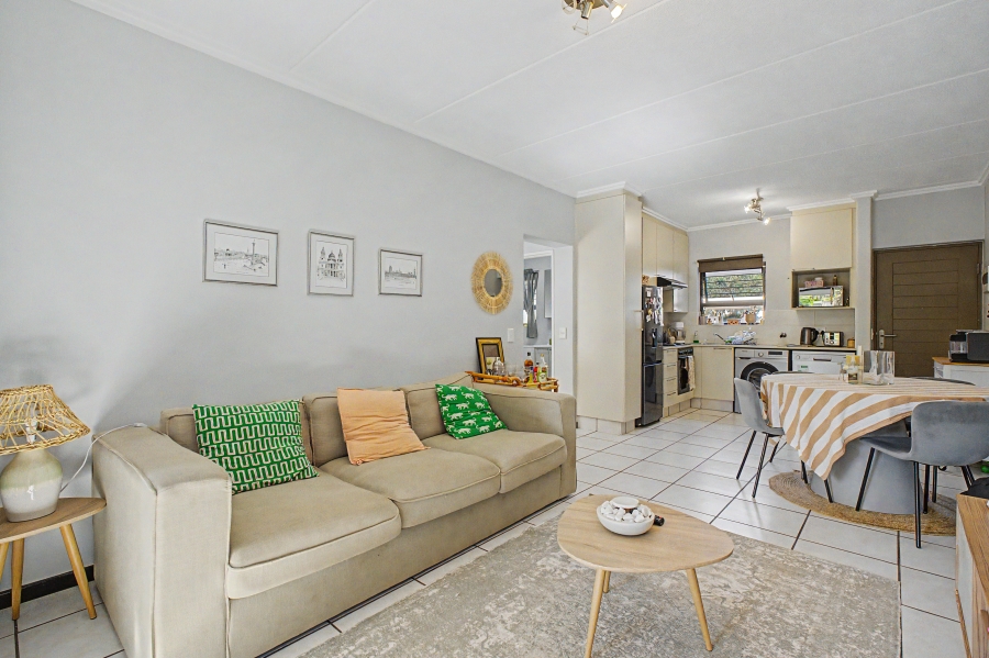 1 Bedroom Property for Sale in Douglasdale Gauteng