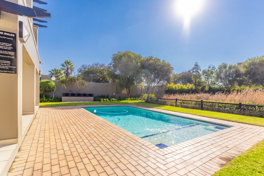 1 Bedroom Property for Sale in Douglasdale Gauteng
