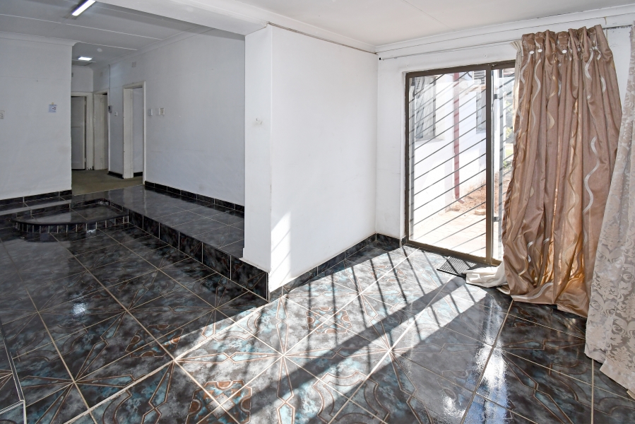 3 Bedroom Property for Sale in Crosby Gauteng