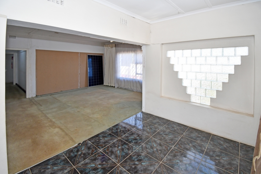 3 Bedroom Property for Sale in Crosby Gauteng