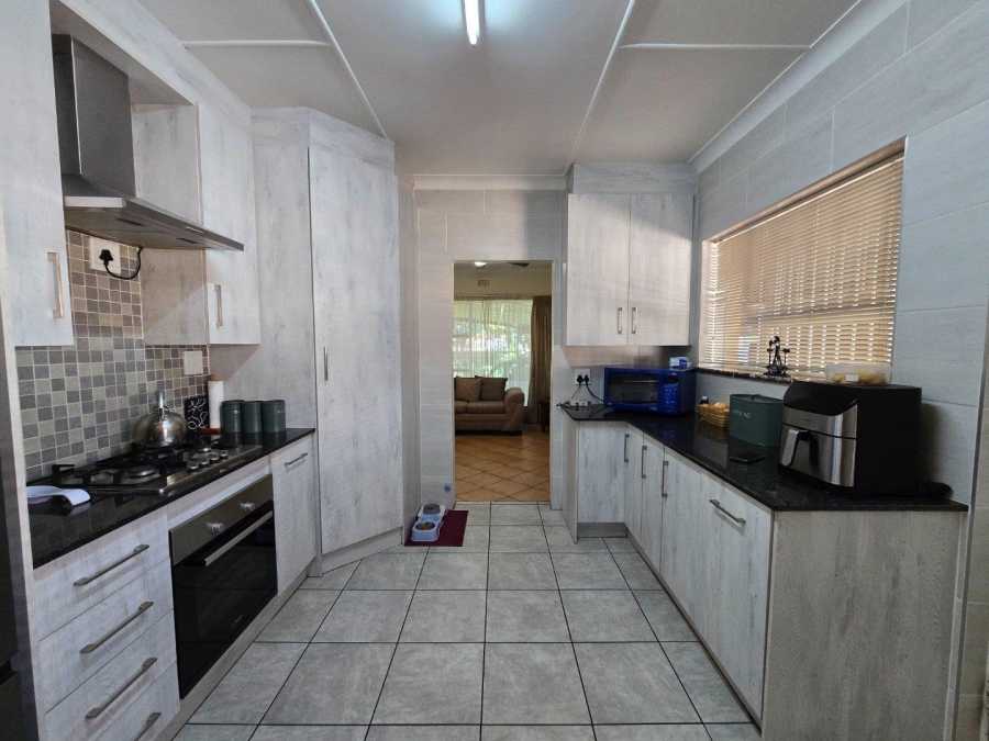 3 Bedroom Property for Sale in Randhart Gauteng