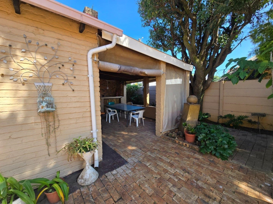3 Bedroom Property for Sale in Randhart Gauteng