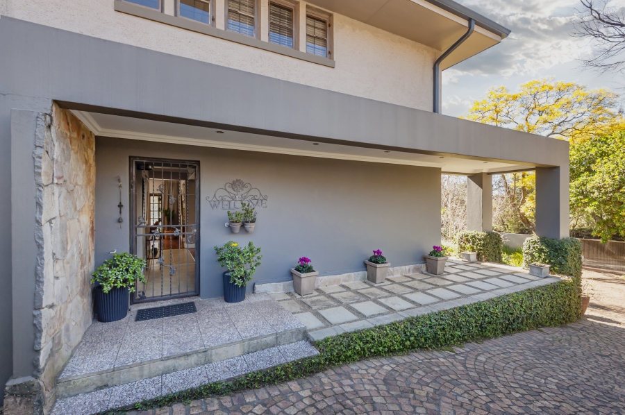 4 Bedroom Property for Sale in Greenside Gauteng