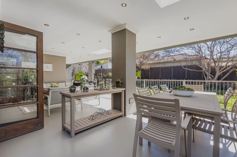 4 Bedroom Property for Sale in Greenside Gauteng