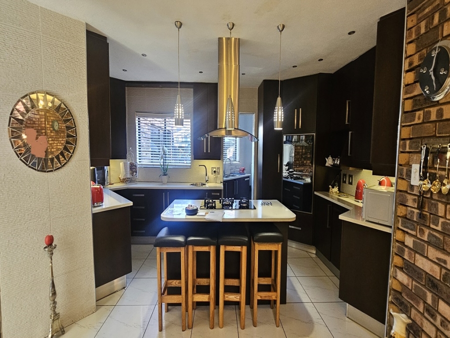 4 Bedroom Property for Sale in Meyersdal Gauteng