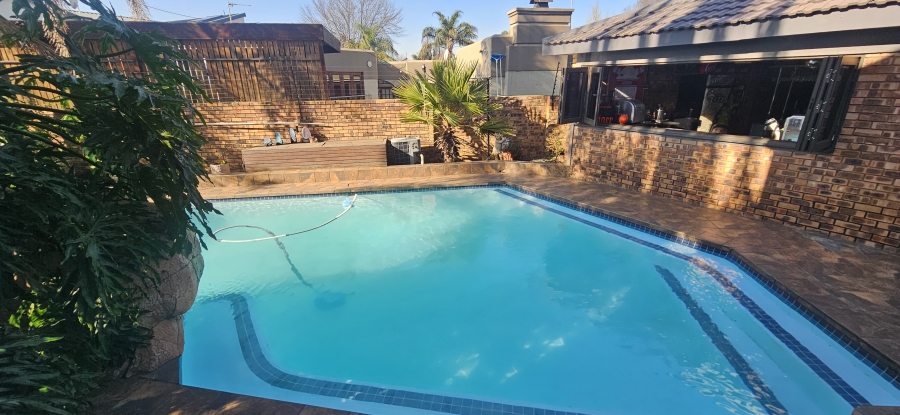 4 Bedroom Property for Sale in Meyersdal Gauteng