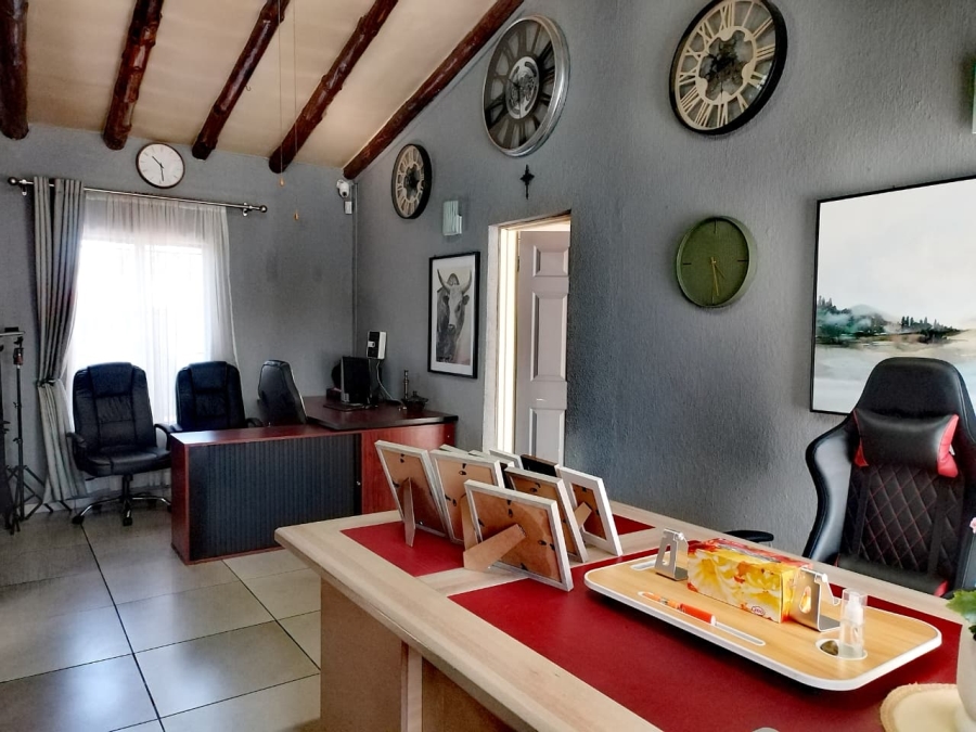3 Bedroom Property for Sale in Brackendowns Gauteng