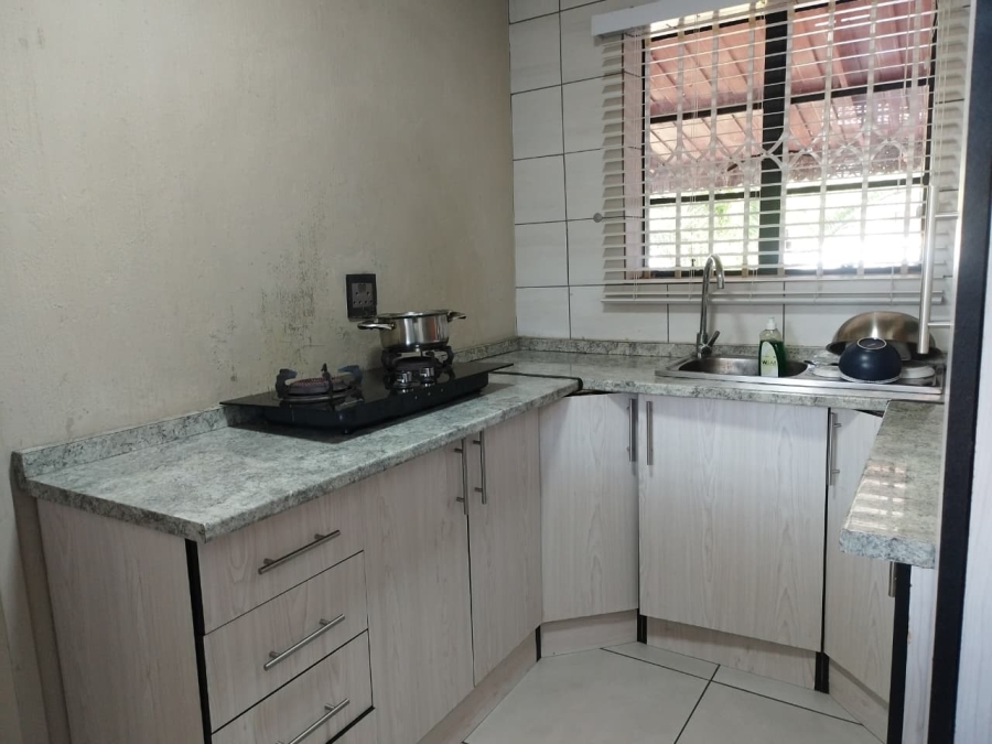 3 Bedroom Property for Sale in Brackendowns Gauteng
