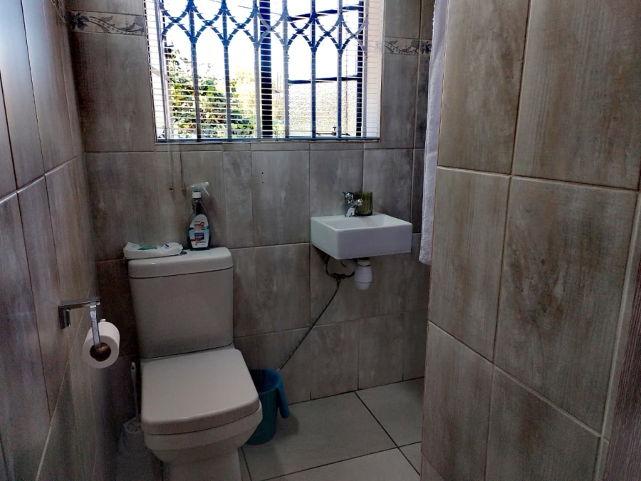3 Bedroom Property for Sale in Brackendowns Gauteng